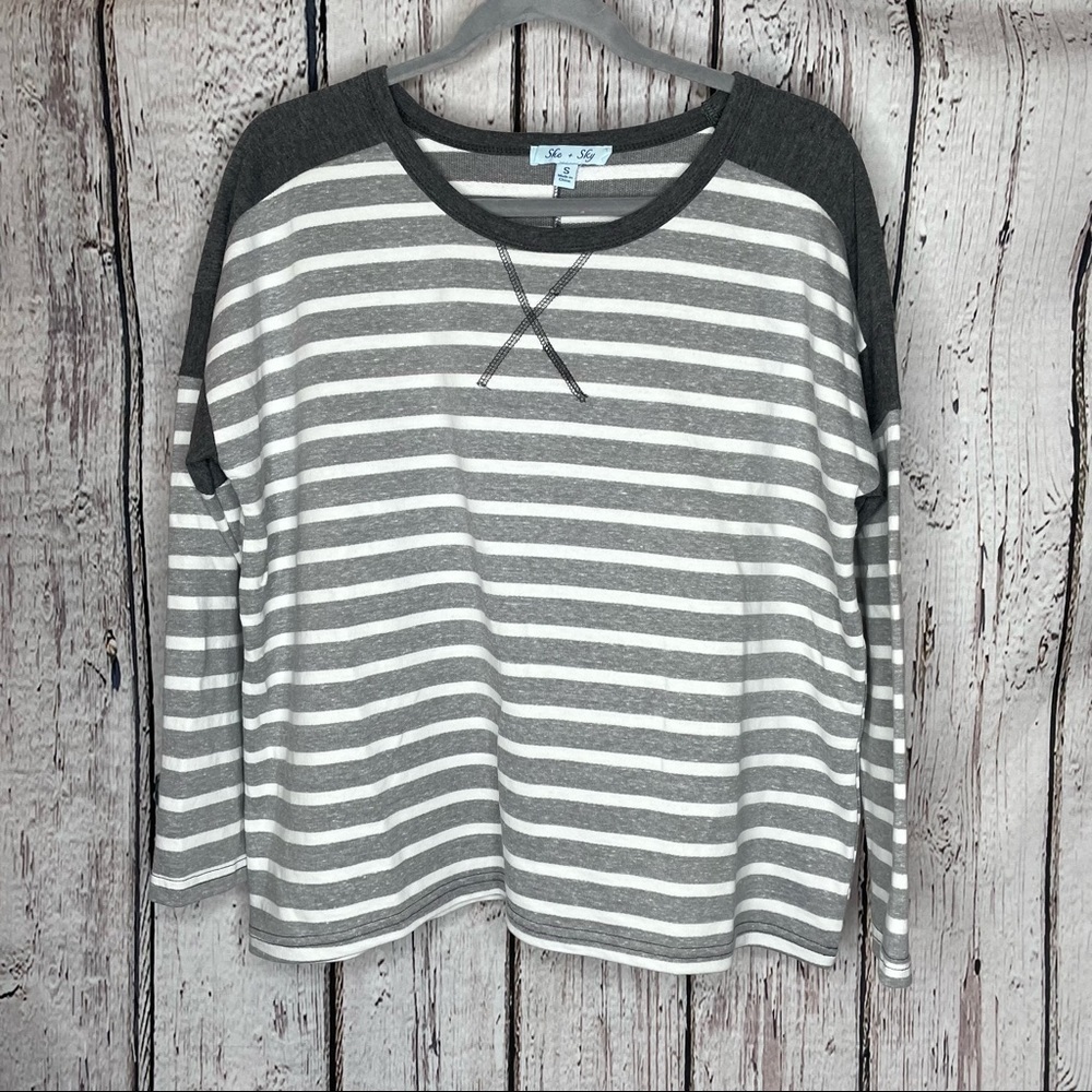 She + Sky Gray‎ & White Striped Shirt Size Small Boxy Fit Pullover
